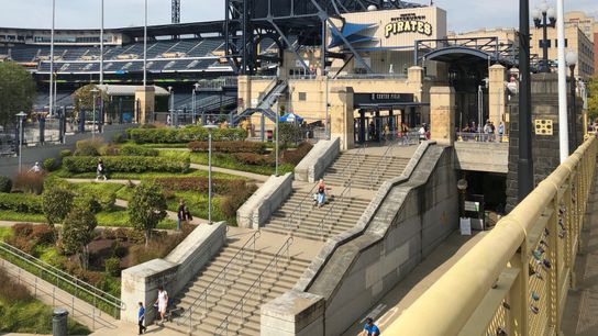 Final: Brewers 7, Pirates 3 taken at PNC Park (Live coverage)